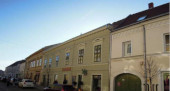 Eladó ingatlanok